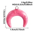 Roze halve maan hanger, emaille druppelolie afwerking met glittereffect voor DIY sieraden. - Maan Hanger / 1.9x1.9cm / Roze Maan (S3422-S-R)