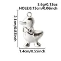 Charme de pendentif de canard mignon argenté avec nœud, accessoire de bijoux DIY 3.6g. - Canard à Noeud (B191-S)
