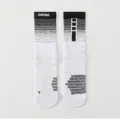 Men's cushioned basketball crew socks with thick towel bottom for professional sports running. - One Size / Black and White Gradient