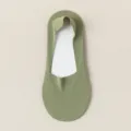 Women summer ice silk invisible socks shallow mouth anti-slip solid color short socks - One Size / Army Green