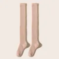 Chaussettes hautes douillettes en polaire corail pour femmes, hiver chaud rose. - Taille unique / Café Clair
