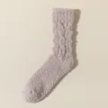 Accoglienti calzini invernali in pile corallo da donna, caldi peluche viola chiaro. - Taglia unica / Cachi