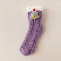 Damen dicke Korallenfleece Winter Socken mit niedlicher 3D Cartoon Weihnachtsglocken Deko - Einheitsgröße (35-42) / Dunkelviolett & Glocke