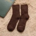 Calzini da Pavimento in Pile Corallo Marrone Spessi da Uomo Invernali Caldi e Morbidi - Taglia unica (38-45) / Caffè