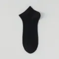 Men's black low-cut boat socks, breathable summer short socks, solid color variant. - One Size / Black