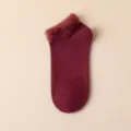 Calcetines cortos de mujer con puño de felpa color sólido invierno cálidos transpirables - Talla única (35-42) / Burdeos