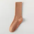 Kaki calzini da yoga a coste con puntini in silicone antiscivolo per il fitness sportivo. - Taglia unica / Colore caramello