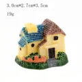 Mini-Harz-Steinhaus-Ornament Detailaufnahme, perfekt für DIY-Mikrolandschaftsdekoration. - Korallenhaus Blau Gelb