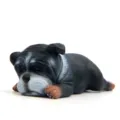Süße schlafende Bulldogge Harz Figur, kreative 3D Auto Armaturenbrett Deko Puppe. - Mit Klebepunkt / Liegende Schwarz-Weiße Englische Bulldogge