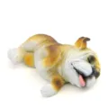Süße schlafende Bulldogge Kunstharz Figur Auto Ornament, 3D Deko, witziges Hundegeschenk. - Mit Klebepunkt / Seitlich Liegende Dunkelkaffee-Graue Englische Bulldogge