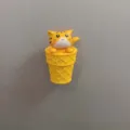 Detailansicht vom niedlichen Eis Katzen Kühlschrankmagneten, kreativer Harzmagnet. - Eiscreme Gelbe Katze / 1 Stück