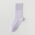Calzini a tubo medio color lavanda tinta unita da donna, calzini casual in morbido cotone. - Taglia unica / Viola chiaro