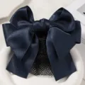Κομψός μπλε σκούρος σατέν φιόγκος με δίχτυ μαλλιών, επαγγελματικό αξεσουάρ για εργασία. - Ελαστικό λεπτό δίχτυ / Μπλε