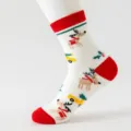 Weihnachtliche Baumwollsocken für Damen, Rentier Auto Muster, rot weiße Socken. - Weißes Rentier