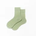 Grüne Baumwoll-Mittelsocken für den Alltag, bequeme einfarbige Basic-Socken für Damen. - Einheitsgröße / Avocadogrün