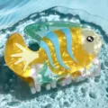Joli pince a cheveux en forme de poisson tropical, accessoire colore en acetate pour femmes. - Petit poisson