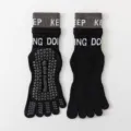 Black five-toe non-slip yoga socks for women, breathable pilates and fitness floor socks. - One Size / Black