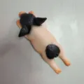 Niedliche Resin liegende Schwein Figur, kreatives Desktop Ornament und Heimdekorationsartikel. - Rosa-schwarz Geflecktes Liegendes Schwein Ornament (32)