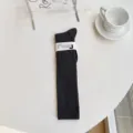 Chaussettes hautes cotees gris foncé pour femmes, variante élégante chaussettes longues automne. - Taille unique / Chaussettes hautes / Gris foncé