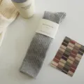 Chaussettes mi-mollet en laine d'agneau épaisse automne hiver style collège chaussettes grises. - Taille unique / Gris clair