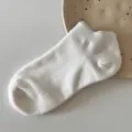 Chaussettes courtes blanches pour femmes, coton respirant d'été unies coupe basse. - Taille unique / Blanc