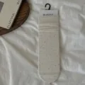 Calzini slouch tinta unita a righe verticali da donna, calze casual comode e morbide. - Bianco
