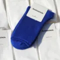 Damen Einfarbig Wadenlange Socken, Kleinblau gekämmte Baumwolle, Preppy Style lässige Socken. - Einheitsgröße / Klein-Blau