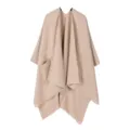 Detailansicht des lässigen offenen, beigen Capes mit Vordertaschen und Fransenborte. - Morgenmantel / Gebrochenes Weiß