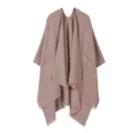 Gemütlicher, staubrosa Strick-Poncho-Umhang mit Vordertaschen und Fransenborte für Damen. - Morgenmantel / Khaki