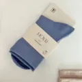 Chaussettes mi-mollet bleues confortables pour femmes, bas décontractés élégants en coton. - Taille unique / Fleur de cerisier bleue