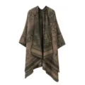 Vintage melierte Strick-Pelerine für Damen, stilvoller Oversize-Schal, gemütliche Herbstjacke. - Grün-Kamelfarben