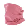 Detalle de calentador de cuello de forro polar rosa, braga térmica de invierno exterior. - Rosa