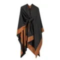 Schwarzer und brauner Farbblock Cape Schal für Damen, warmer und bequemer Winterponcho. - Schwarz und Gelb