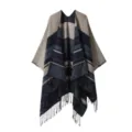 Bohemischer Strick Fransen Cape Schal dicker ethnischer Poncho stilvoller warmer Umhang - Mäander-Karo mit Fransen - Marineblau