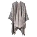 Graues geometrisches Strick-Cape mit offener Front, stilvoller Kaschmir-Look Poncho Variante. - Karo-Kettenmuster - Grau