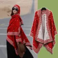 Ethische Kapuzen Stern Poncho Umhang für Damen warme Winter Reise Kleidung mit Quasten - Oberteile / Gypsophila Rot