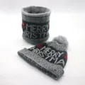 Set cappellino natalizio e scaldacollo in maglia grigia con pon-pon, caldo pile invernale. - Taglia unica / Grigio