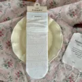 Chaussettes empilées ajourées blanches avec étiquette tissée, design trèfle d'été pour filles. - Taille unique / Blanc