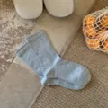 Chaussettes mi-mollet grises en coton, couleur unie, confortables et respirantes au quotidien. - Taille unique / Gris