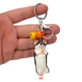 Niedlicher Yoga Hund Schlüsselanhänger mit bunten Glocken und Metallring, kreativer Taschenanhänger. - Einbeiniger Stand Husky / Gelborange