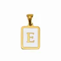 Goldener Edelstahl quadratischer E-Buchstabe Emaillierter Anhänger Detail Ansicht - Buchstabe E