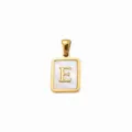 Gouden Titanium Staal Moeder Van Parel Letter E Hanger DIY Sieraad Ketting Armband Charm - Letter E / 5 Stuks/Verpakking