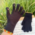 Winter touch screen knit gloves for women, solid black split-finger warm gloves with cute buttons. - Black