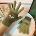 Winter warm knitted gloves for women, cute cartoon bear embroidery, thick five-finger design, green. - Dark Green