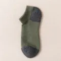 Men's athletic short socks, olive green breathable mesh cushioned sports running socks. - EU 40-44 / 2001 Army Green