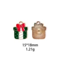 Vue détaillée d'un pendentif émaillé boîte cadeau de Noël, montrant bien le recto et verso. - Boîte Cadeau A