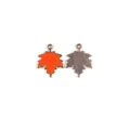 Gros plan sur le pendentif feuille d'érable en émail orange, accessoire de bijouterie DIY en alliage. - #3 Feuille orange