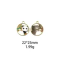 Gros plan détaillé du pendentif DIY en métal émaillé panda mignon et bambou 22x25mm. - Style Panda Bambou (#13)