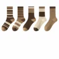 Damen braune Mittelsocken, Herbst und Winter Retro Stil, gestreifte Freizeitsocken warm. - Einheitsgröße / Hell Gestreift