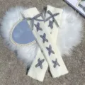 Süße japanische gestrickte Beinstulpen mit kariertem Schleifenband Schnürung im Winter. - Einheitsgröße / Weiß & Schwarz Riemen